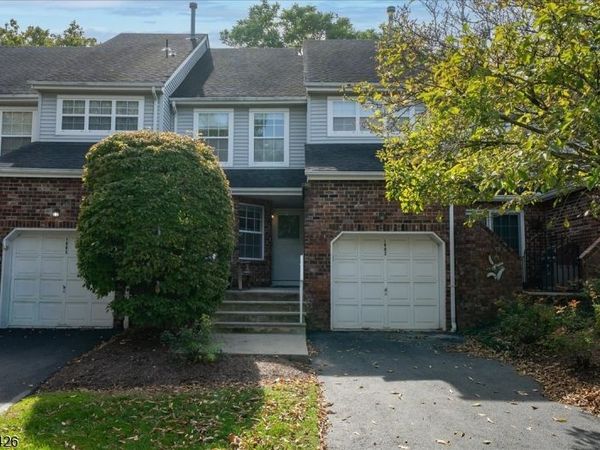 1802 Scarlett Dr, Washington, NJ 07840