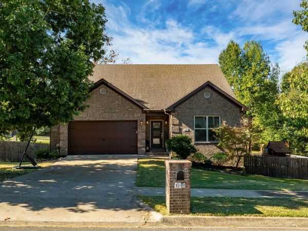 109 Sienna Lake Ln , Little Rock, AR 72210