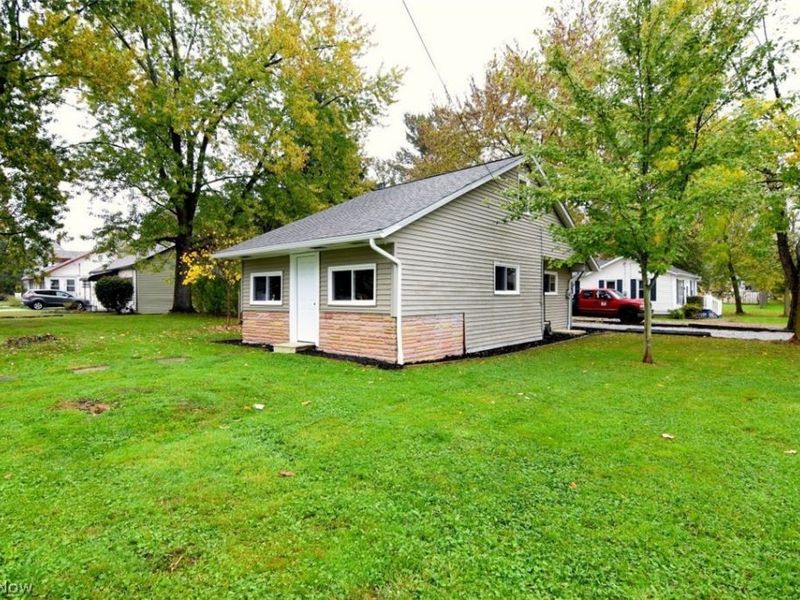 1001 Orchard Avenue, Aurora, OH 44202 Photo 2