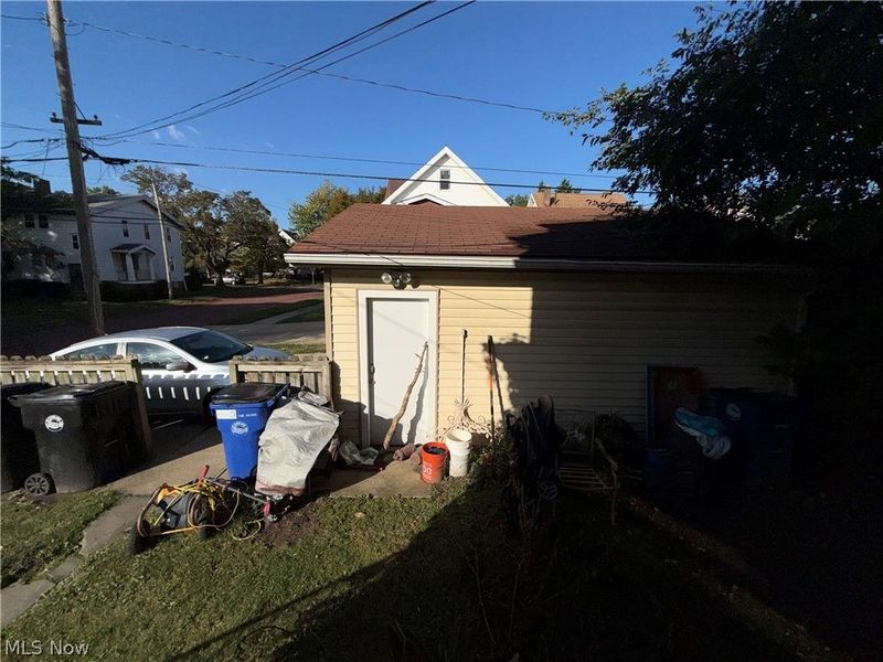 3210 W 112th Street, Cleveland, OH 44111 Photo 24