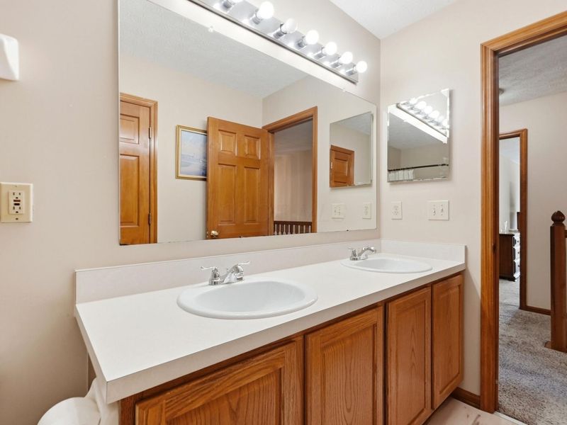 5264 Meadow Grove Drive , Grove City, OH 43123 Photo 33