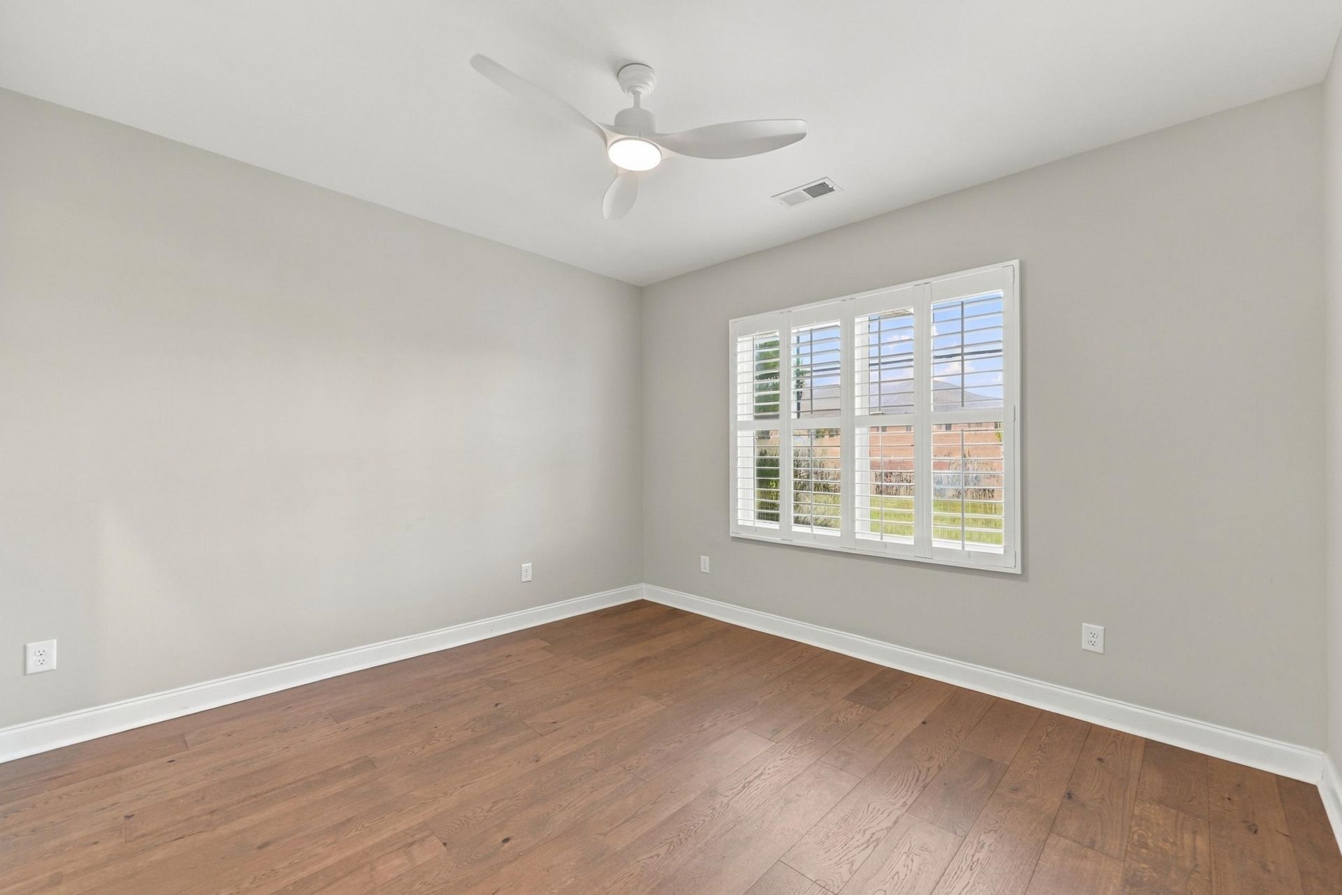 214 Palmetto Harbour Dr. Photo 12