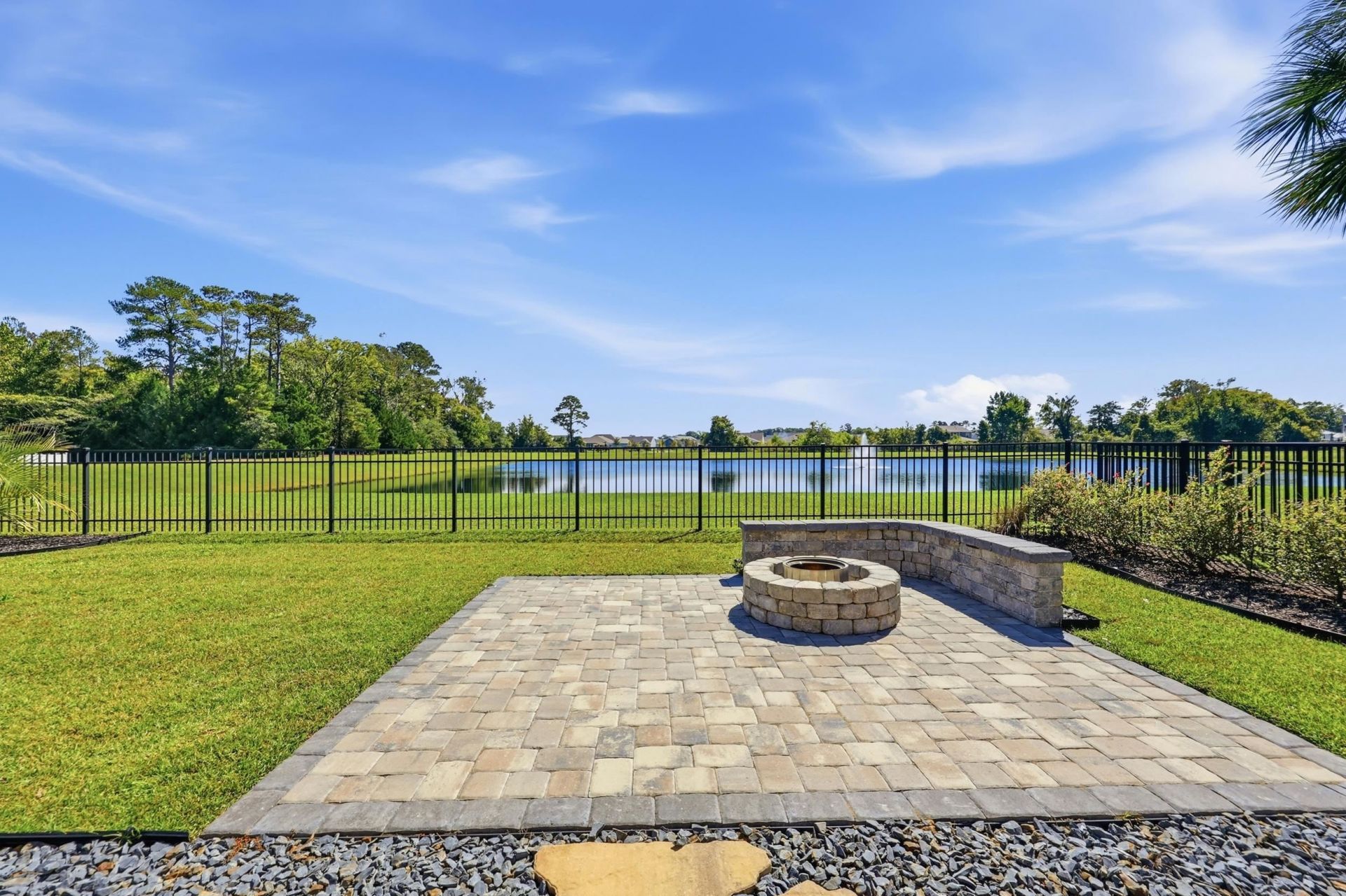 214 Palmetto Harbour Dr. Photo 18