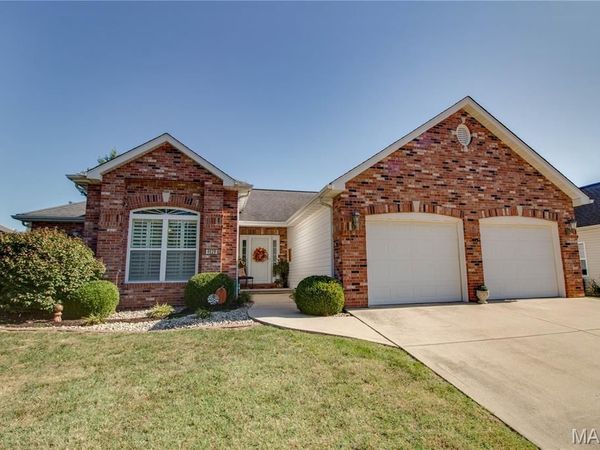 4629 Wisteria Drive, Alton, IL 62002