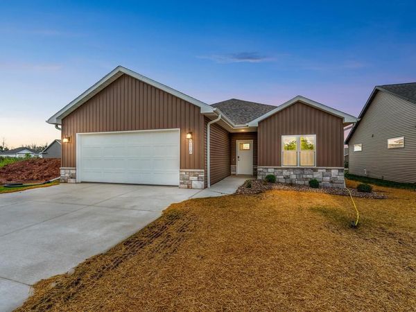 3110 LAZY OAK DRIVE, Green Bay, WI 54311