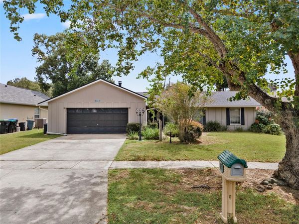 1818 CROWNWOOD DRIVE , ORLANDO, FL 32810