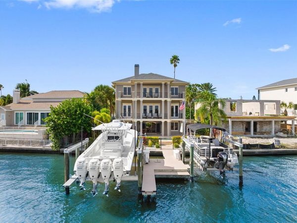 505 HARBOR DRIVE, BELLEAIR BEACH, FL 33786