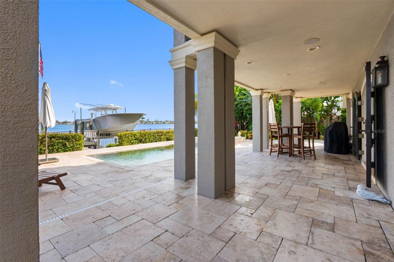 505 Harbor Drive, Belleair Beach, FL 33786 Photo