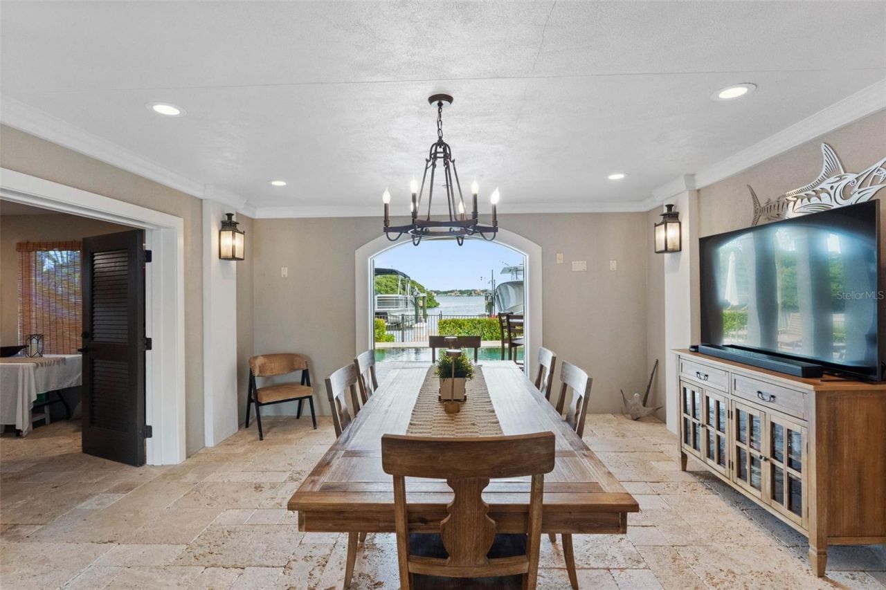 505 Harbor Drive, Belleair Beach, FL 33786 Photo