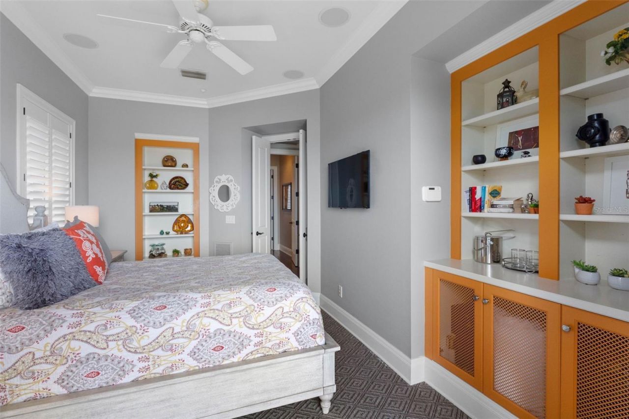 505 Harbor Drive, Belleair Beach, FL 33786 Photo