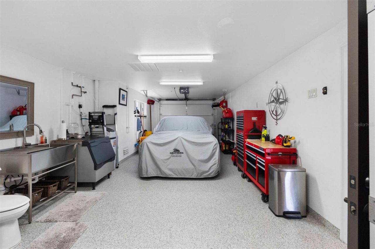 505 Harbor Drive, Belleair Beach, FL 33786 Photo