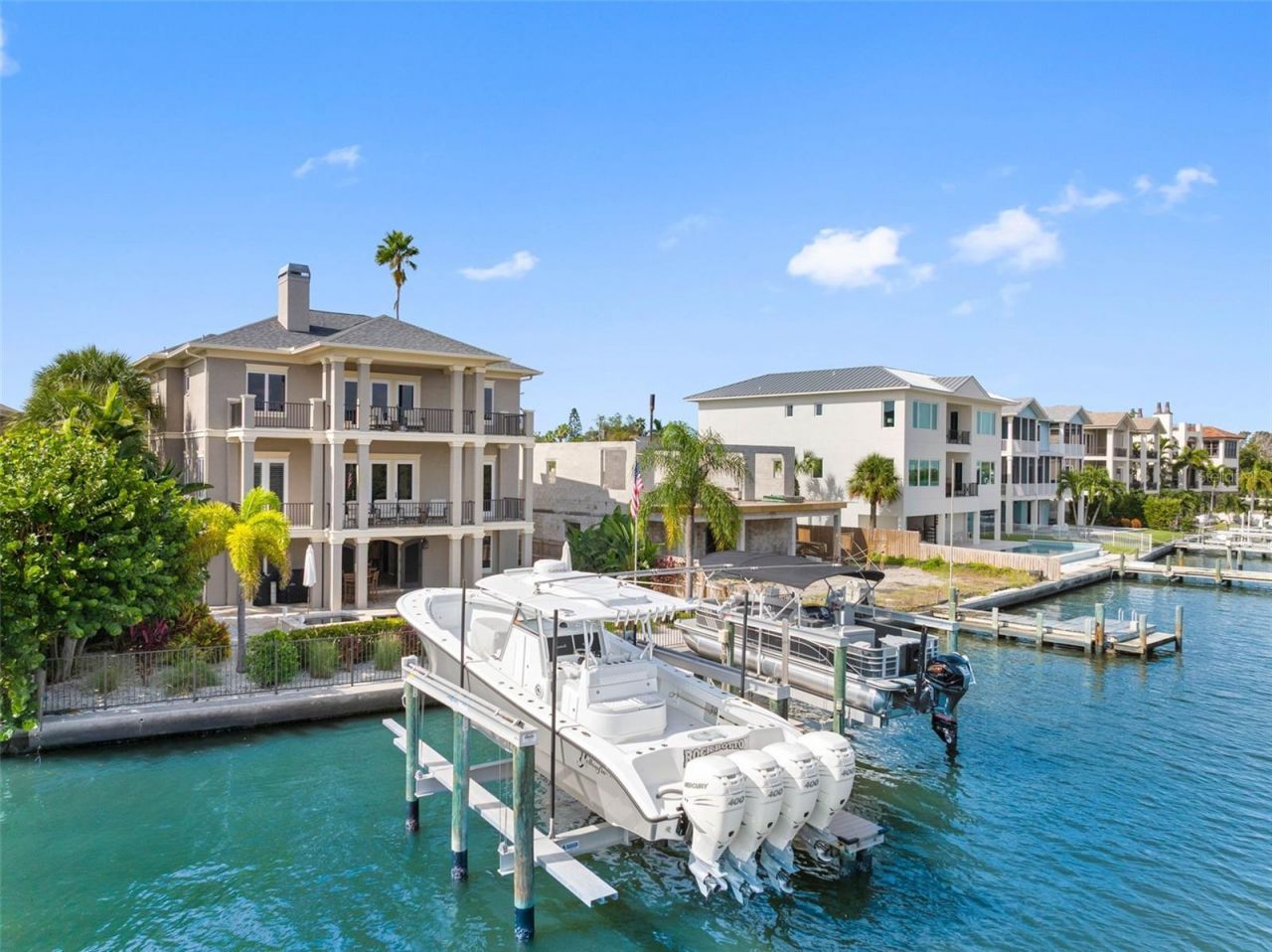 505 Harbor Drive, Belleair Beach, FL 33786 Photo