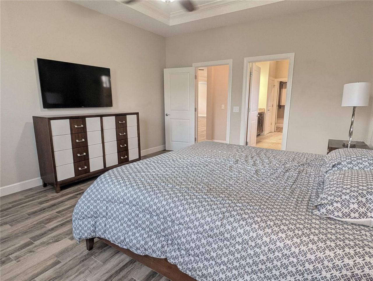 2372 Vaccaro Drive , Sarasota, FL 34231 Photo