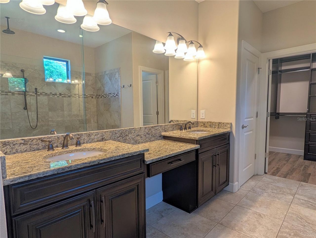 2372 Vaccaro Drive , Sarasota, FL 34231 Photo
