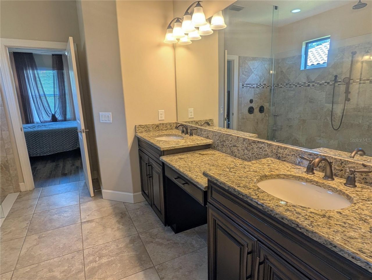 2372 Vaccaro Drive , Sarasota, FL 34231 Photo