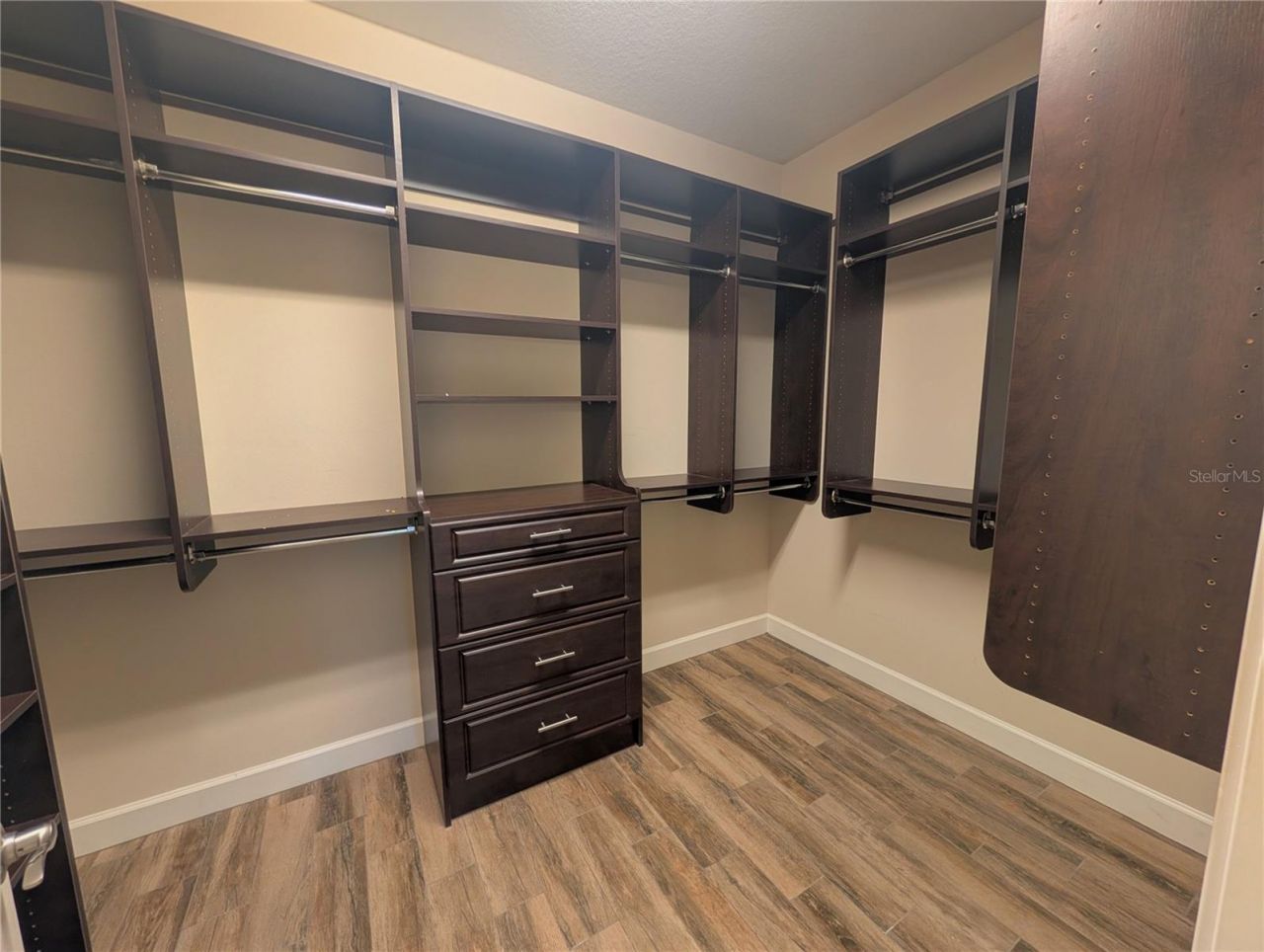 2372 Vaccaro Drive , Sarasota, FL 34231 Photo