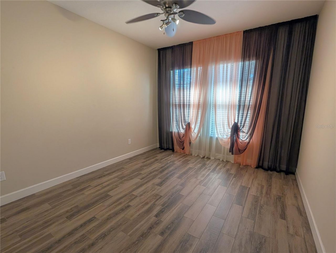 2372 Vaccaro Drive , Sarasota, FL 34231 Photo