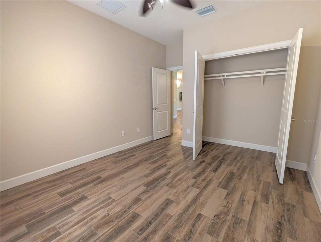 2372 Vaccaro Drive , Sarasota, FL 34231 Photo