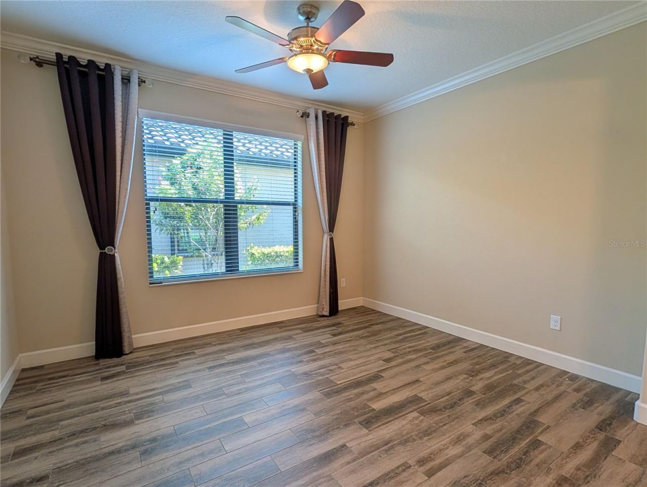2372 Vaccaro Drive , Sarasota, FL 34231 Photo