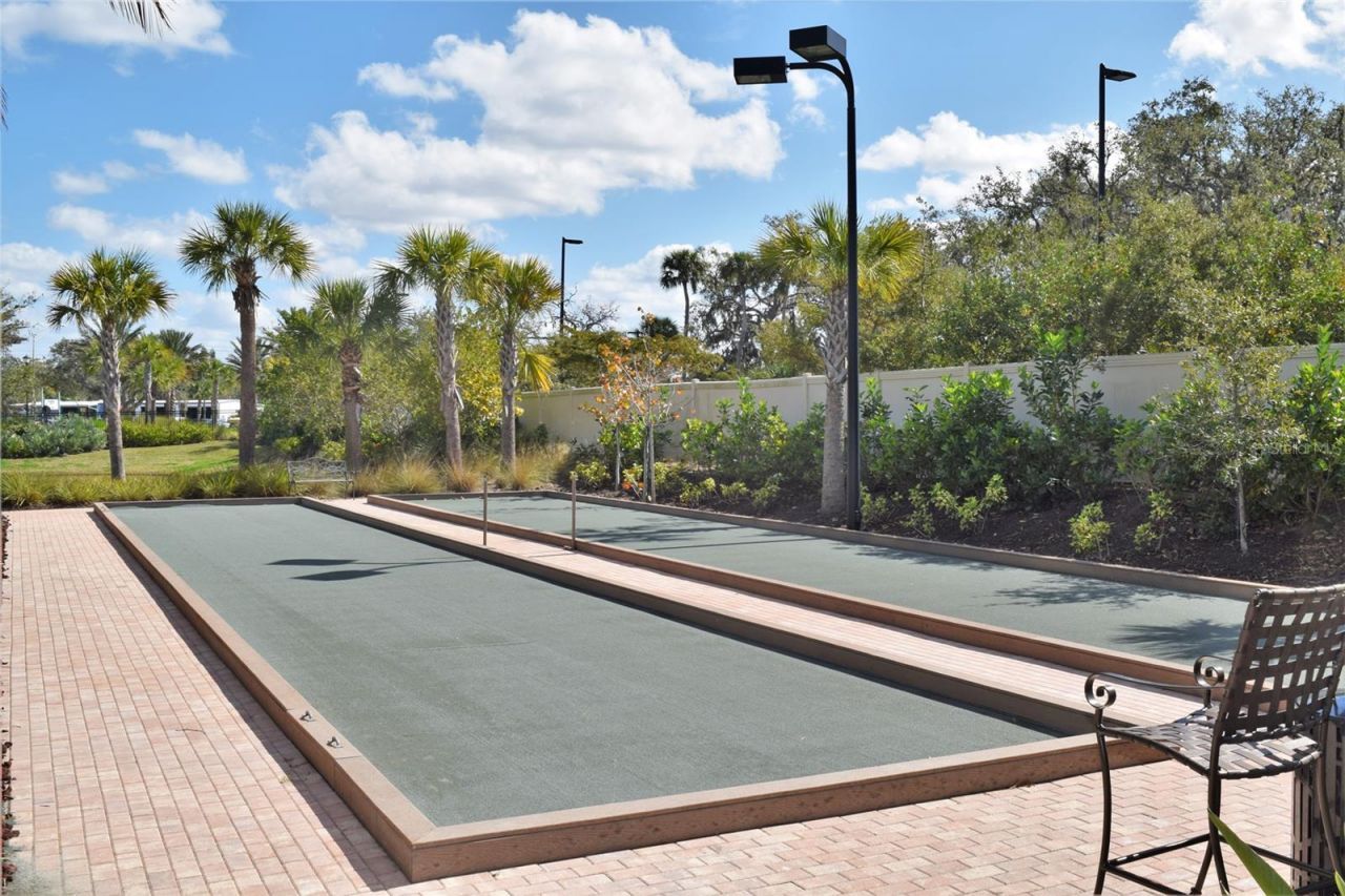 2372 Vaccaro Drive , Sarasota, FL 34231 Photo