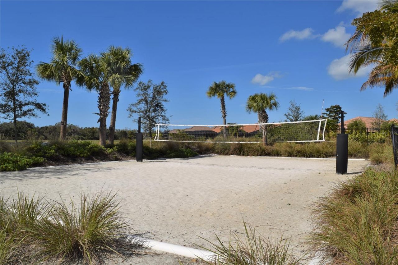 2372 Vaccaro Drive , Sarasota, FL 34231 Photo