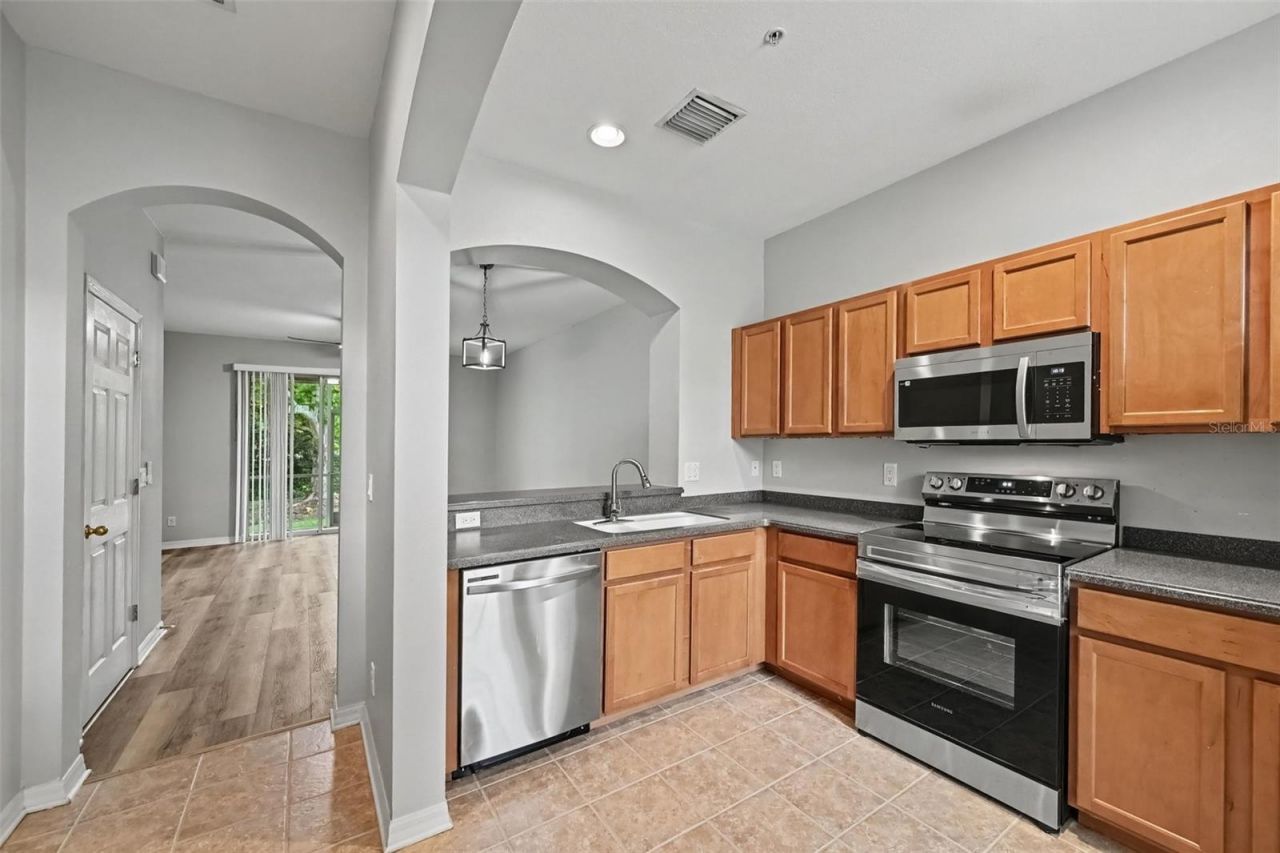 1125 Grantham Drive , Sarasota, FL 34234 Photo