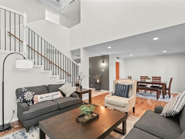 550 E Avenue J, Unit B, Grand Prairie, TX 75050