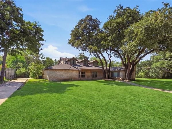 3705 Brighton Road, Fort Worth, TX 76109