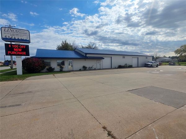 2325 7th Avenue, Marion, IA 52302