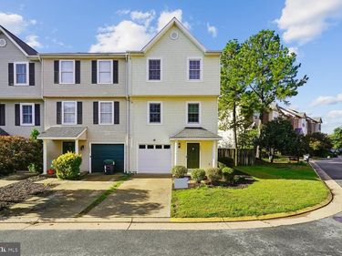 1002 SHAW COURT, FREDERICKSBURG, VA 22405