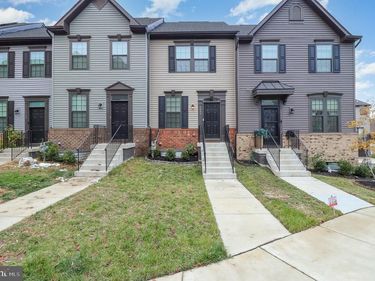 2042 TRACK CIRCLE, FREDERICKSBURG, VA 22401