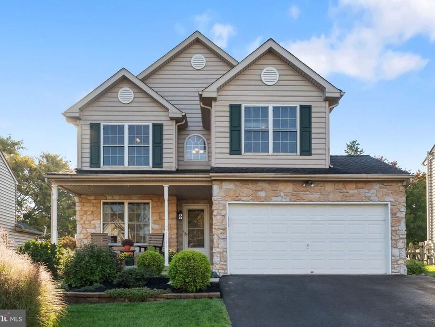 2043 Valley View Drive , Quakertown, PA 18951 Main Photo