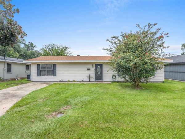 4430 Tamarack, Lake Charles, LA 70605