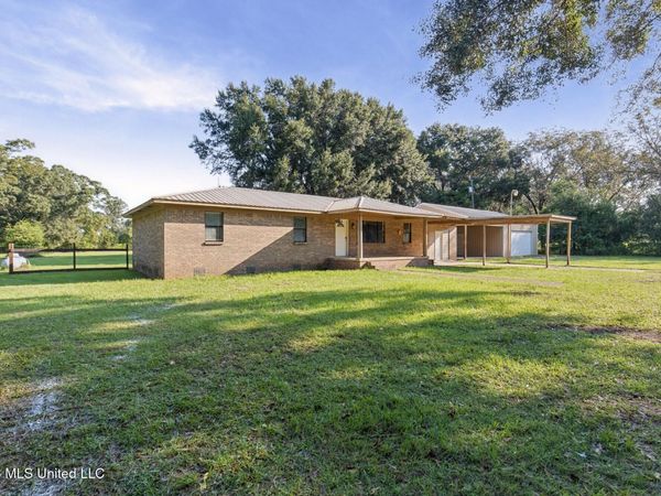 3123 Howell Tanner Chapel Road, Lucedale, MS 39452