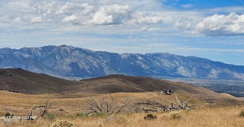 8601 Pinenut Creek Road, Gardnerville, NV 89410 Photo