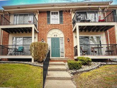 12025 Ina Drive , Unit 98, Sterling Heights, Mi 48312