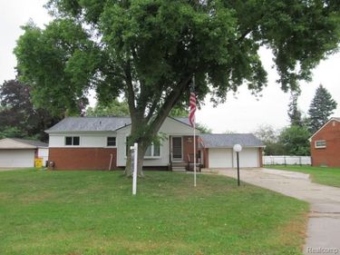 45062 Custer Avenue, Utica, Mi 48317