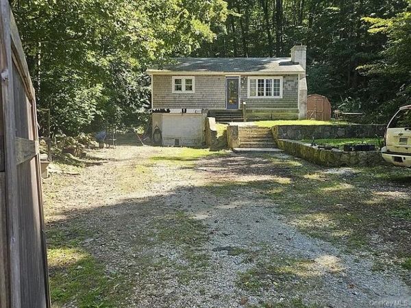 23 Lake Drive , Holmes, NY 12531