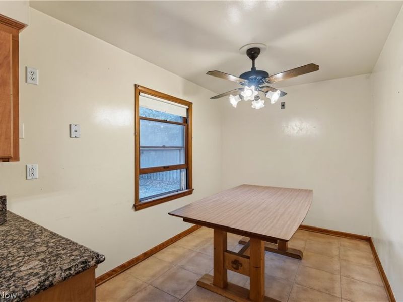 2115 Algonquin, Euclid, OH 44117 Photo 11