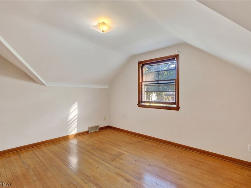 2115 Algonquin, Euclid, OH 44117 Photo 27
