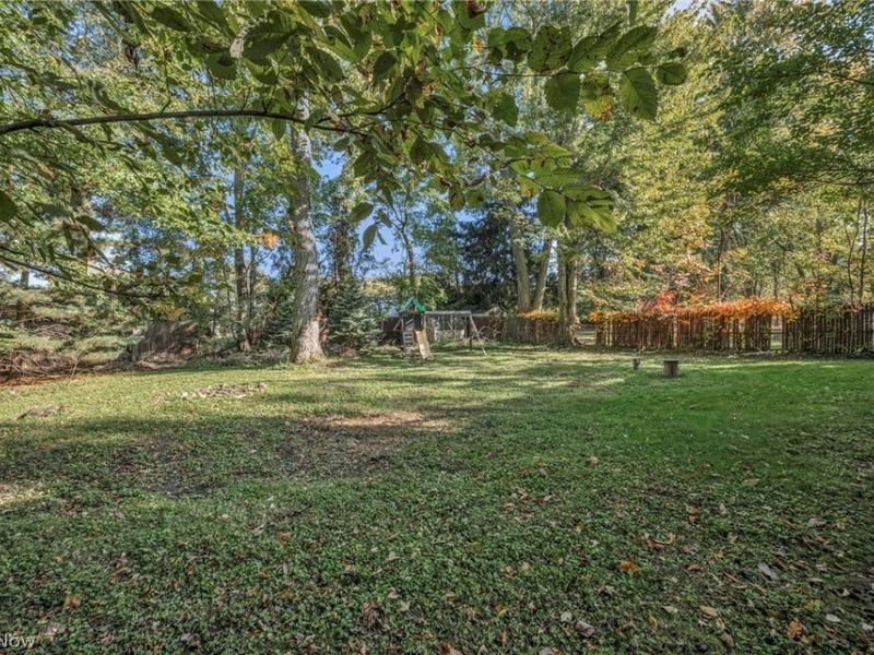 33866 Gail Drive, North Ridgeville, OH 44039 Photo 10
