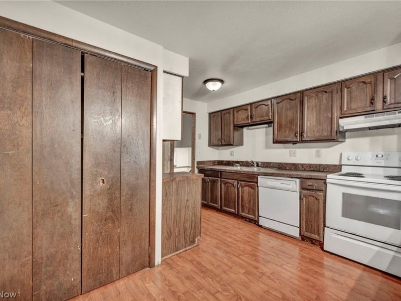 33866 Gail Drive , North Ridgeville, OH 44039 Photo 14