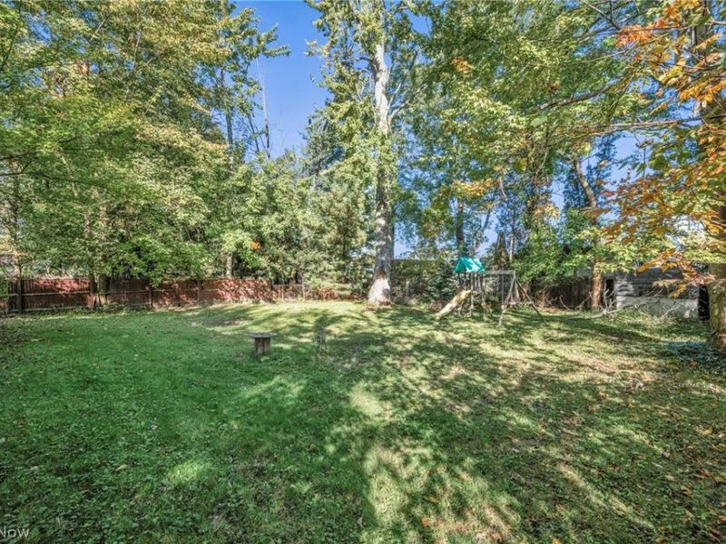 33866 Gail Drive, North Ridgeville, OH 44039 Photo 9