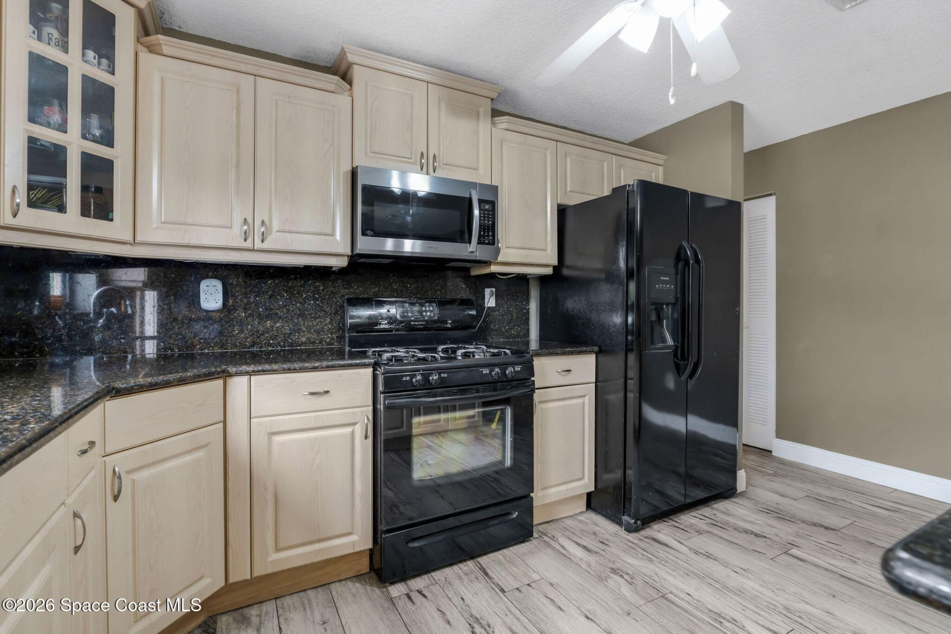 561 Auburn Way, Davie, FL 33325 Photo