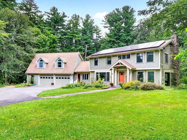 40 Wilson Rd, Bedford, MA 01730