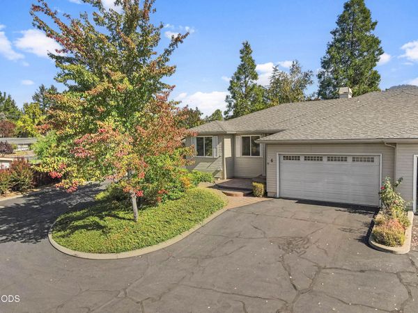 2398 Springbrook Road, Unit 6, Medford, OR 97504