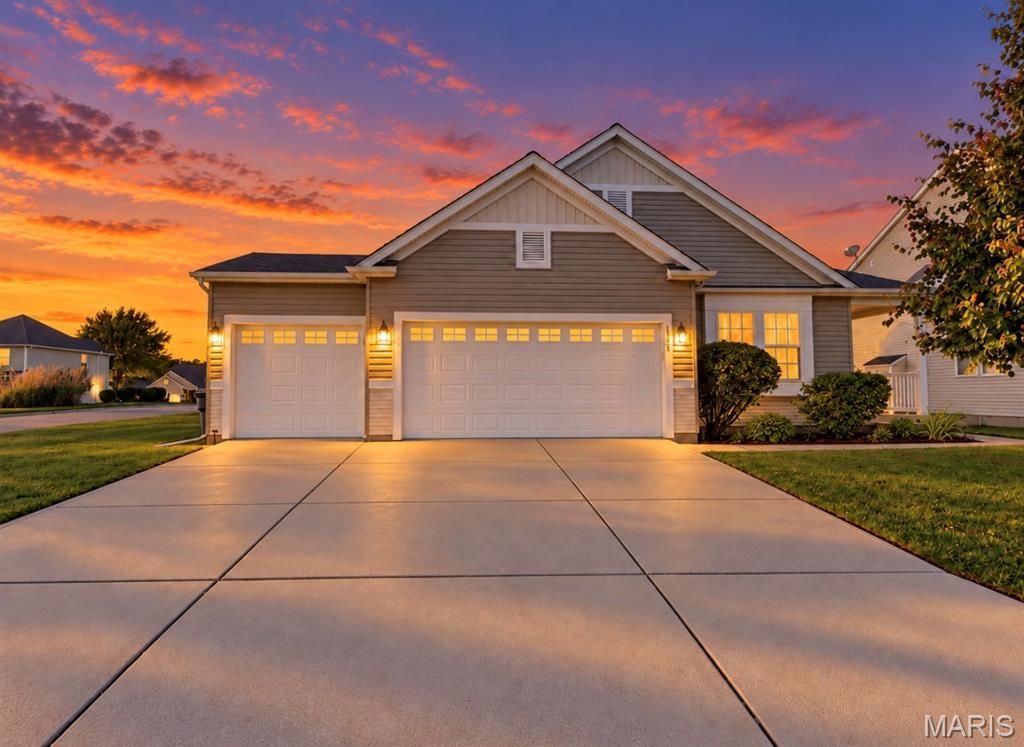 3121 Grace Hill Drive , Lake Saint Louis, MO 63367 Main Photo