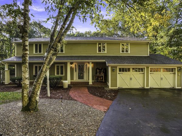 4 Stoney Brook Road, Hopkinton, MA 01748