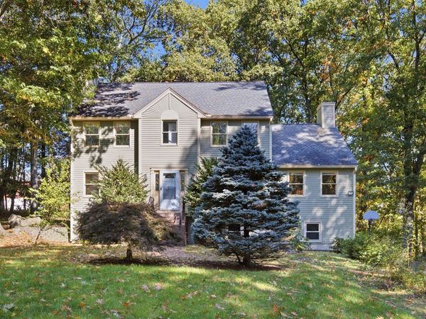 255 Haymeadow Rd, North Andover, MA 01845