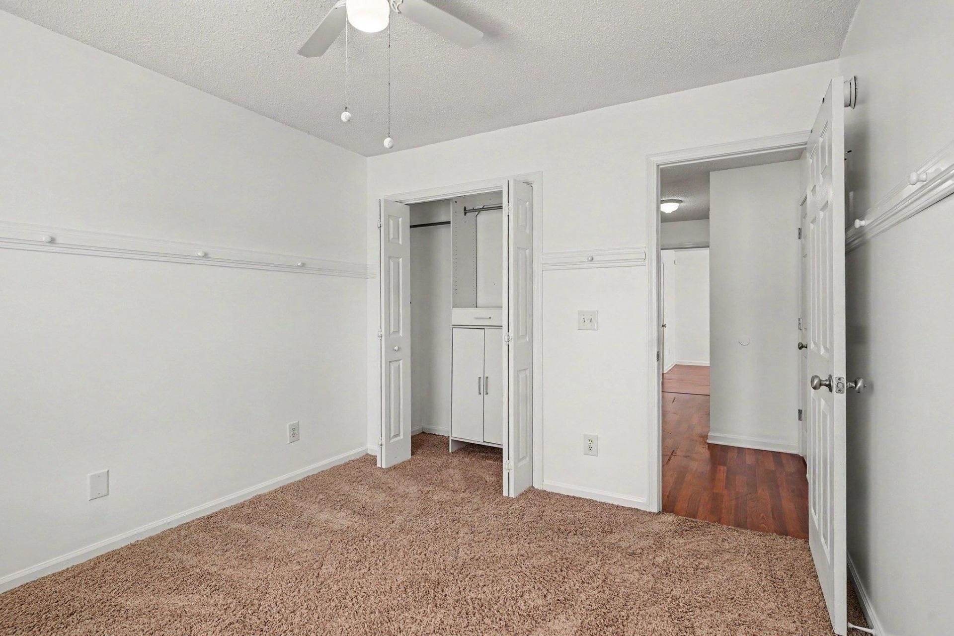 211 Lynco Ln.  Photo 20
